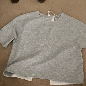 Lulu lemon cropped tee